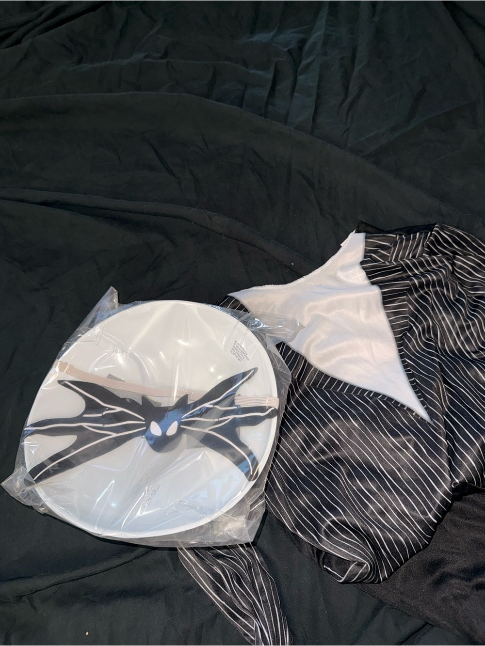 Spirit Jack Skellington Kids Costume - Black & White - Picture 5 of 5